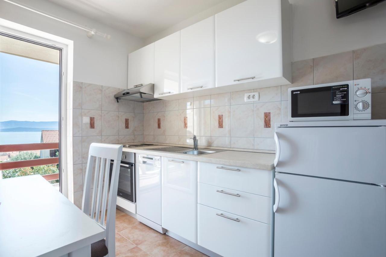 Apartmani Bezmalinovic Bol Exterior photo