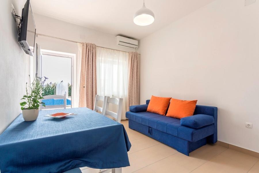 Apartmani Bezmalinovic Bol Exterior photo
